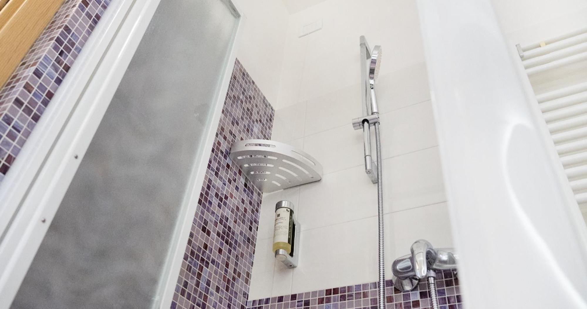 Oleandro Apartment - Featuring A Private Garden And Access To 5 Pools Дезенцано-дель-Гарда Екстер'єр фото