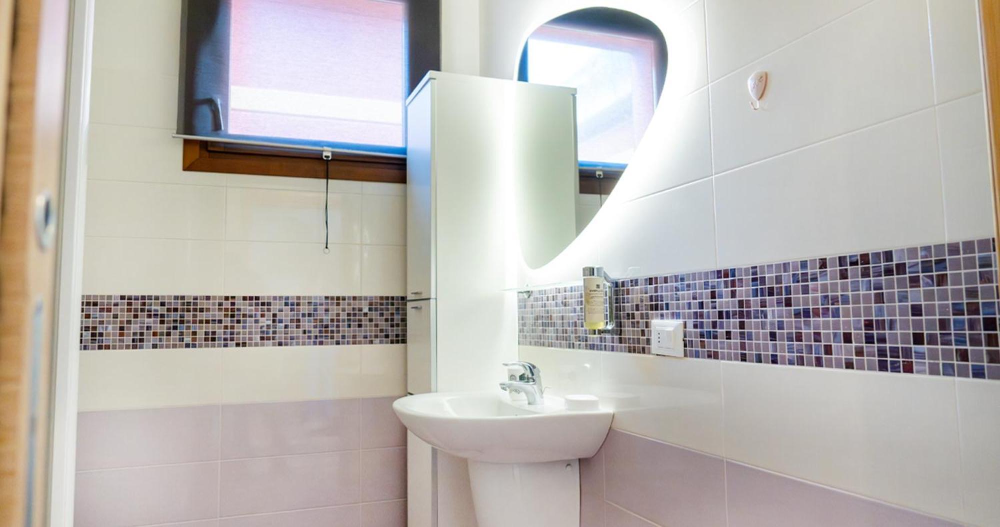 Oleandro Apartment - Featuring A Private Garden And Access To 5 Pools Дезенцано-дель-Гарда Екстер'єр фото