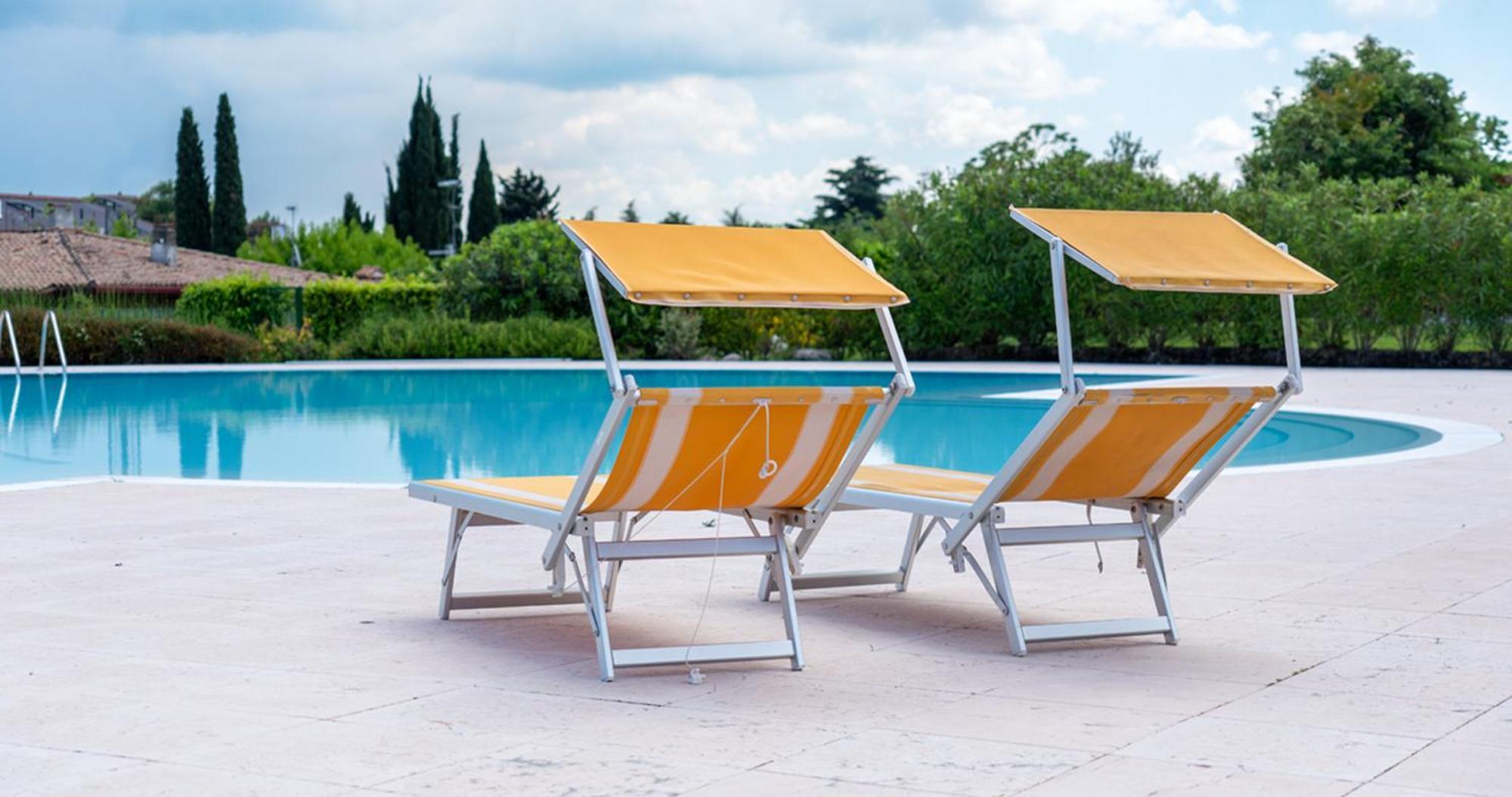 Oleandro Apartment - Featuring A Private Garden And Access To 5 Pools Дезенцано-дель-Гарда Екстер'єр фото